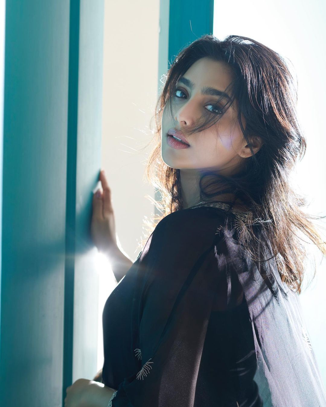 Aishwarya Lekshmi: ഇത് ഞങ്ങളുടെ ക്യൂട്ട് ഐഷു; അടിപൊളി ലുക്കില്‍ തിളങ്ങി താരം, ചിത്രങ്ങള്‍ വൈറല്‍ 