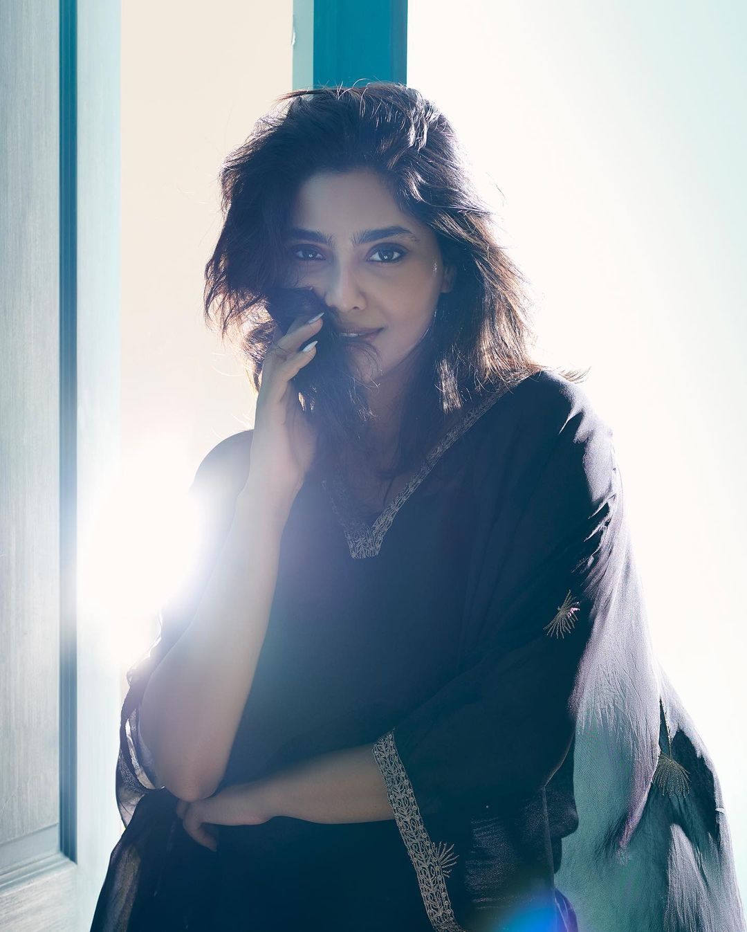 Aishwarya Lekshmi: ഇത് ഞങ്ങളുടെ ക്യൂട്ട് ഐഷു; അടിപൊളി ലുക്കില്‍ തിളങ്ങി താരം, ചിത്രങ്ങള്‍ വൈറല്‍ 