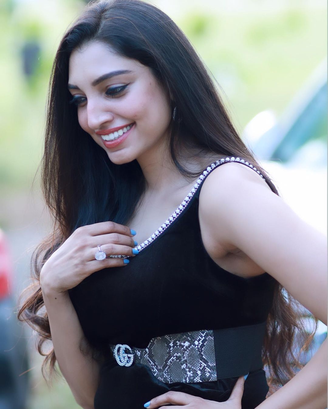 Rithu Manthra: ബ്ലാക്കിൽ സൂപ്പർ ലുക്കിൽ ഋതു മന്ത്ര... സോഷ്യൽ മീഡിയയിൽ തിളങ്ങി ബിഗ് ബോസ് താരം, ചിത്രങ്ങൾ കാണാം