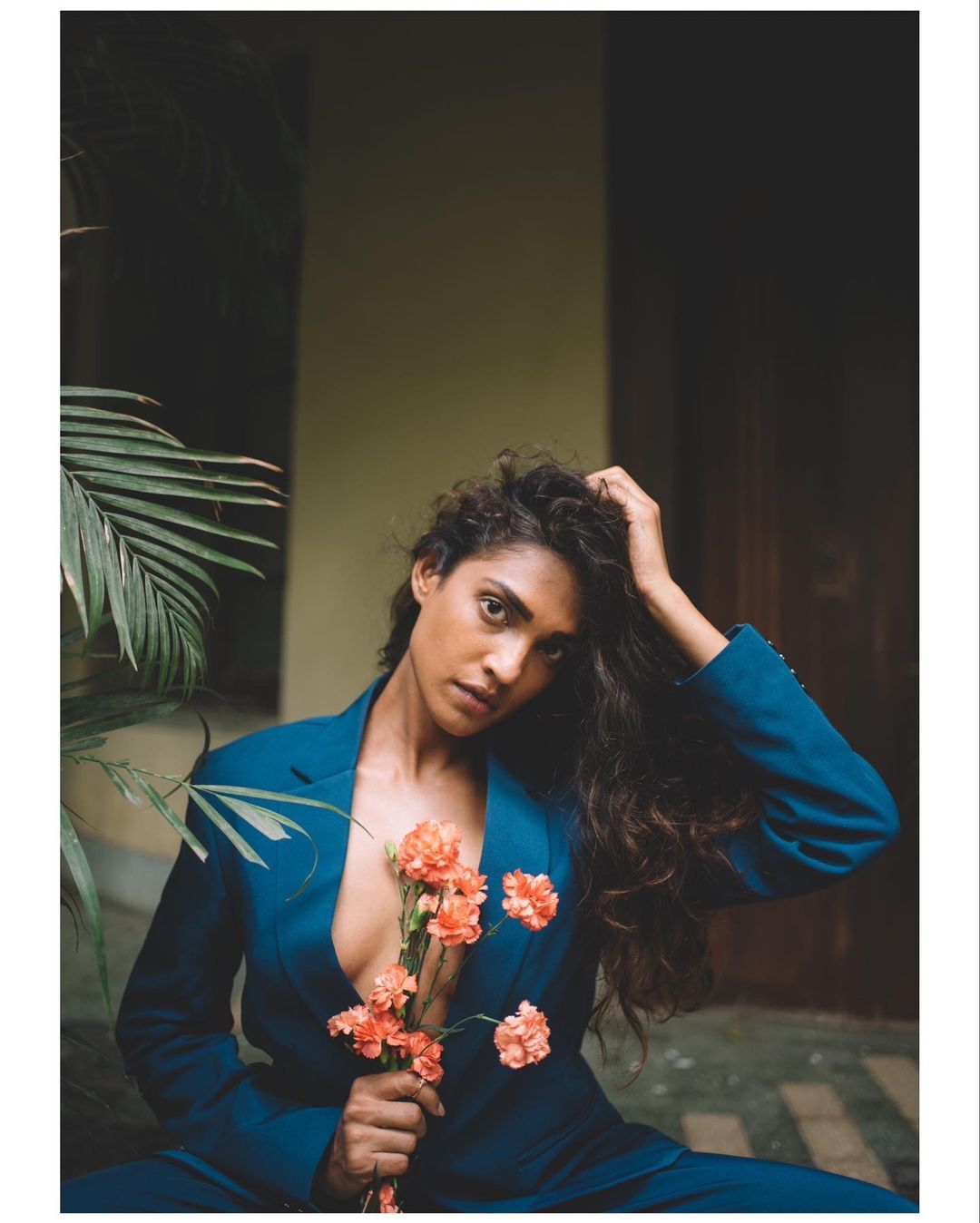 Shruthy Menon: ക്ലാസി ലുക്കിൽ‌ ഹോട്ടായി കിസ്മത്ത് നായിക ശ്രുതി മേനോന്‍.. ഇൻസ്റ്റയിൽ തരംഗമായി നടിയുടെ പുത്തൻ ലുക്ക്