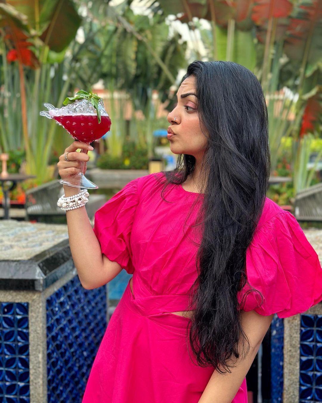 Ahaana: ഗോവയില്‍ തിമിർത്താടി അഹാന കൃഷ്ണ: പതിവ് മുടക്കാതെ കമന്റ് ബോക്സില്‍ 'ചൊറിച്ചില്‍'