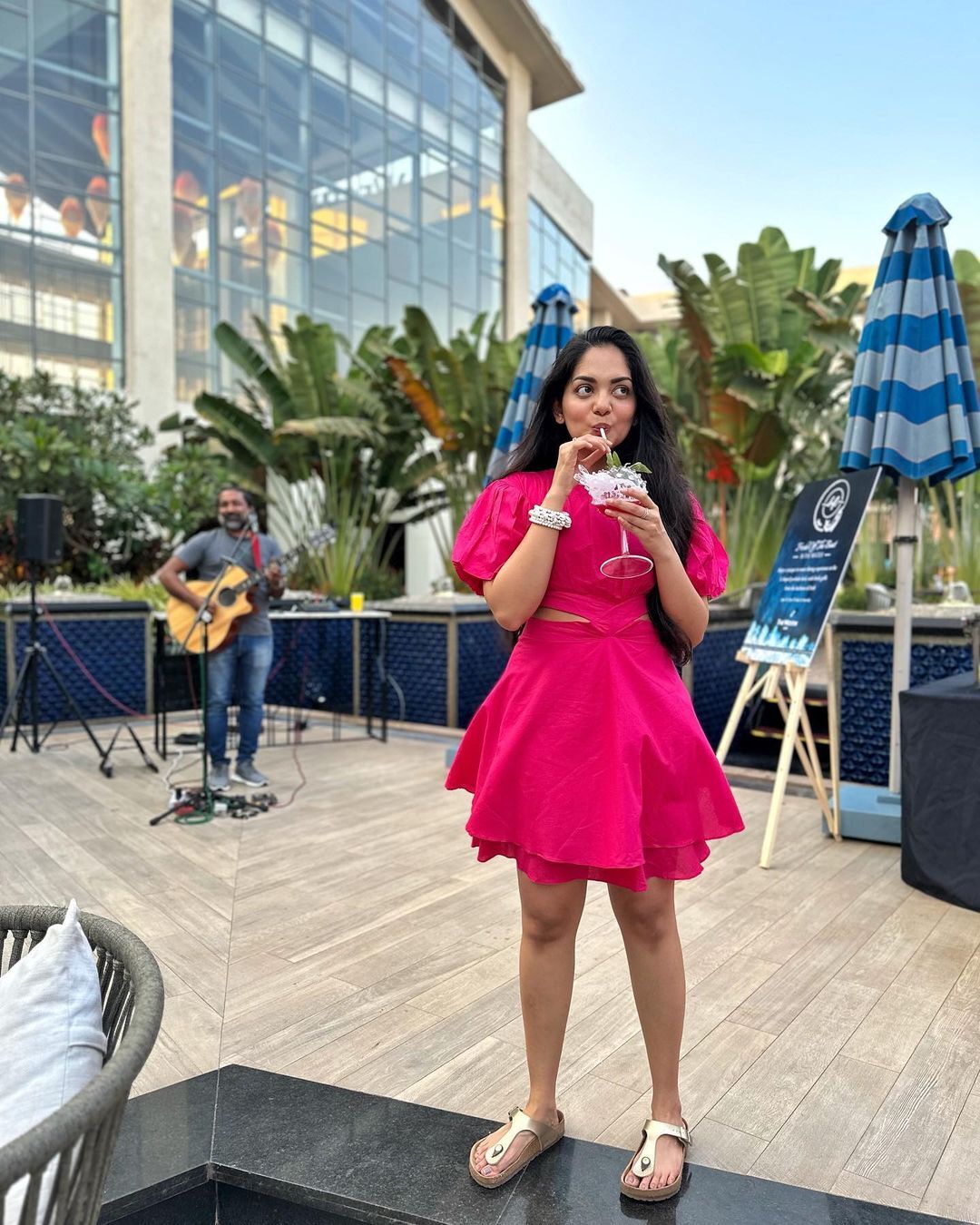 Ahaana: ഗോവയില്‍ തിമിർത്താടി അഹാന കൃഷ്ണ: പതിവ് മുടക്കാതെ കമന്റ് ബോക്സില്‍ 'ചൊറിച്ചില്‍'