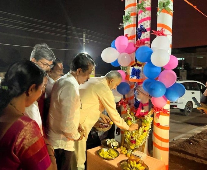 ಕಣ್ಮನ ಸೆಳೆಯುತ್ತಿವೆ ಶಿರಸಿ ಪಟ್ಟಣದ ರಸ್ತೆಯ ಬೀದಿದೀಪಗಳು