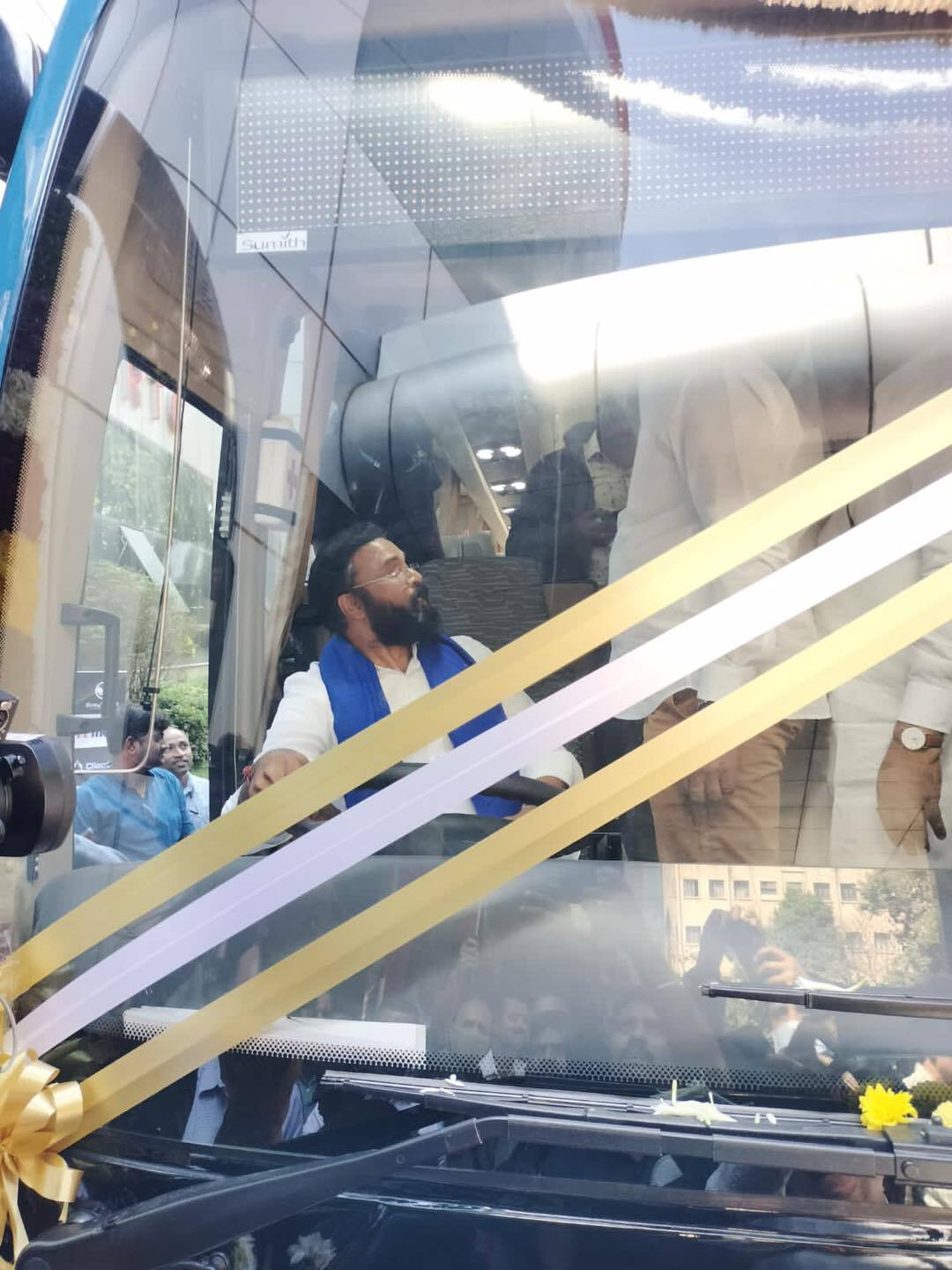  KSRTC e bus: ಬೆಂಗಳೂರಿನಲ್ಲಿ ಎಲೆಕ್ಟ್ರಿಕ್ ಬಸ್‌ ಚಾಲನೆ ಮಾಡಿದ ಸಚಿವ ಶ್ರೀ ರಾಮುಲು  