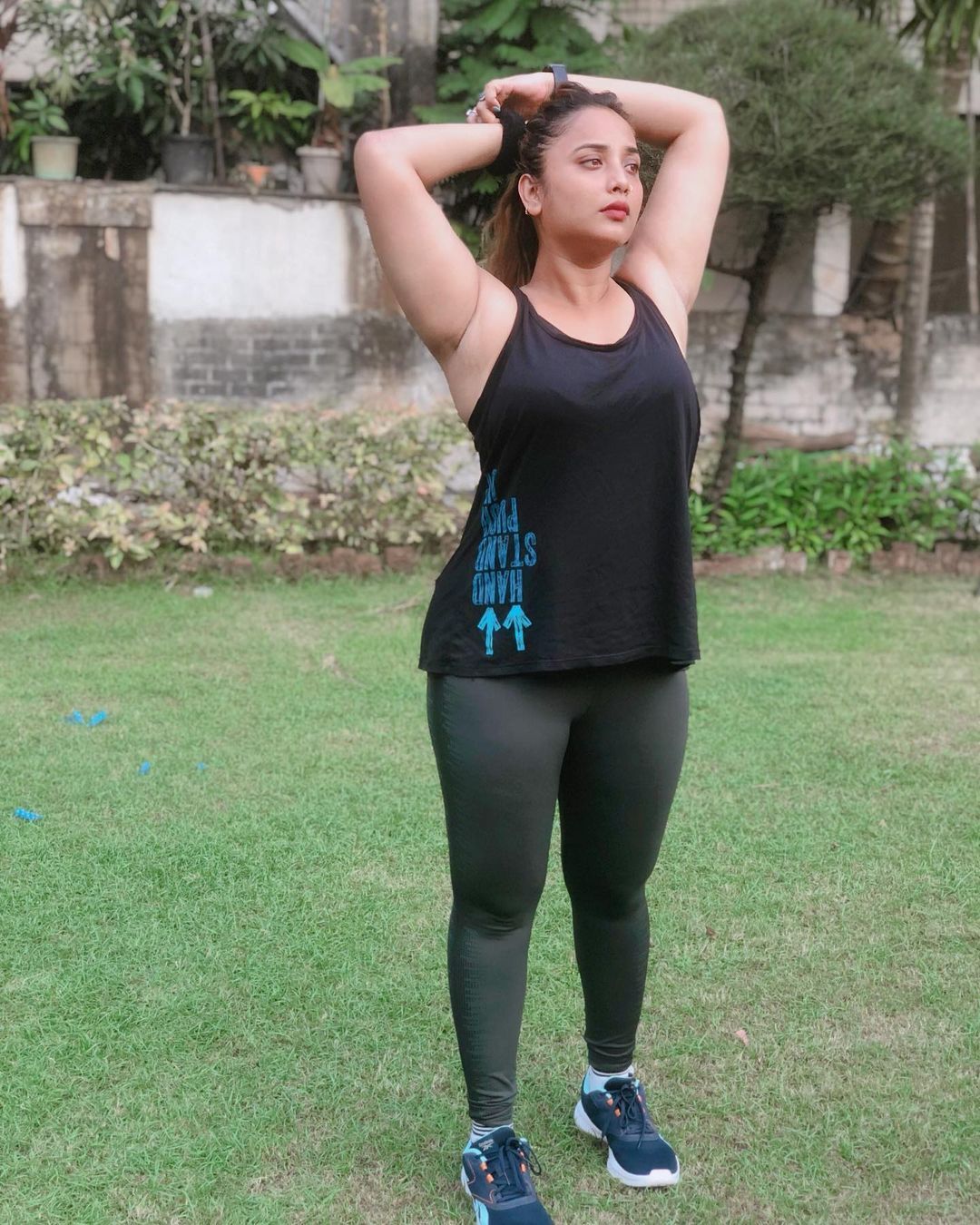 Photos: ब्लैक साड़ी में अप्सरा सी नजर आईं भोजपुरी एक्ट्रेस रानी चटर्जी, खूबसूरती पर कायल हुए फैंस