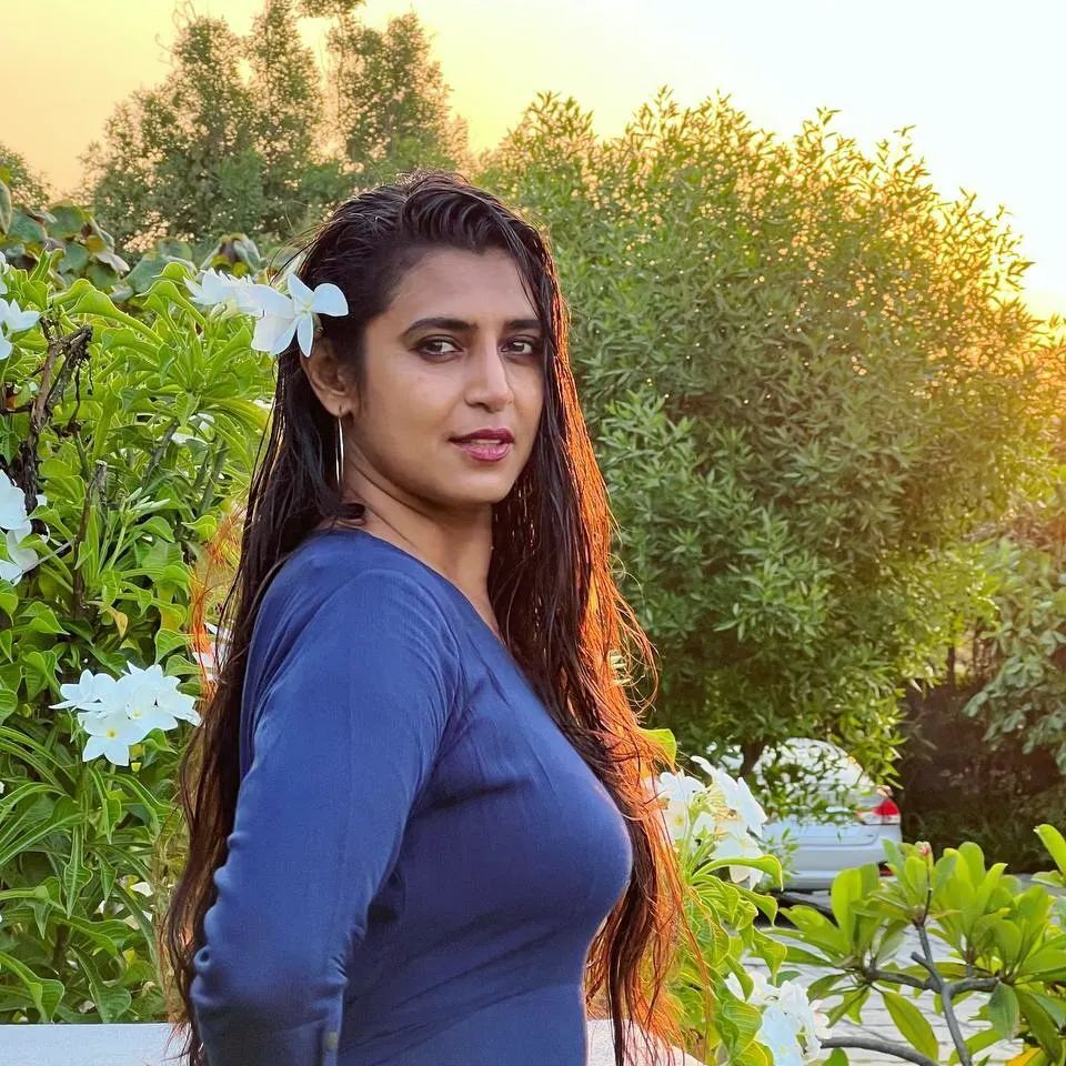 PHOTOS : குறையாத அழகு.. கஸ்தூரியின் லேட்டஸ்ட் புகைப்படம்! 