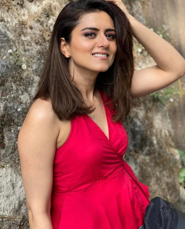  Ridhi Dogra: IMDb की  पापुलर सेलिब्रिटी की लिस्ट में' रिद्धि डोगरा' भी, रिश्ते में लगती हैं जेटली की भतीजी