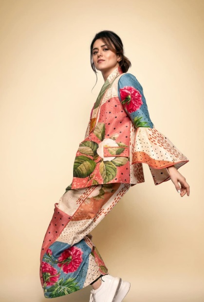  Ridhi Dogra: IMDb की  पापुलर सेलिब्रिटी की लिस्ट में' रिद्धि डोगरा' भी, रिश्ते में लगती हैं जेटली की भतीजी