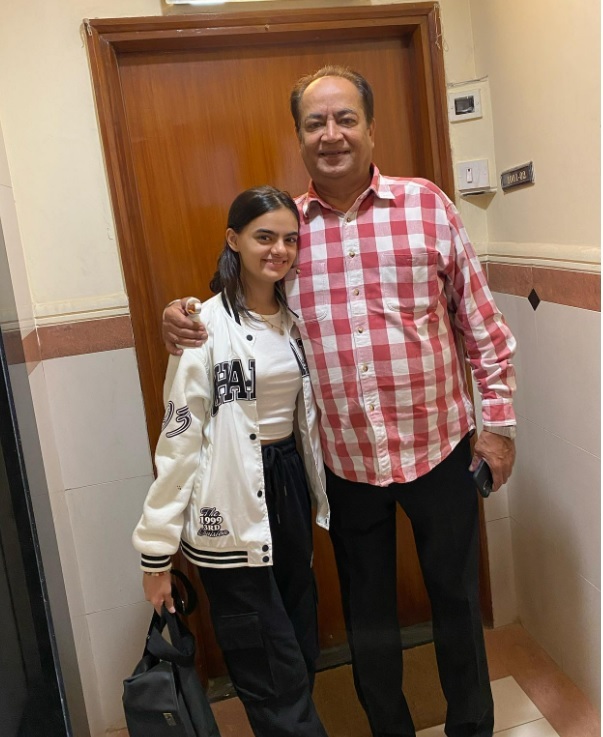 Ruhanika Dhawan Pics: बड़ी हो गई है  'ये है मोहब्बतें' की रूही ,15 साल की उम्र में खरीदा घर