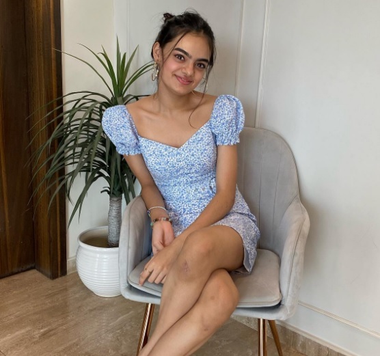 Ruhanika Dhawan Pics: बड़ी हो गई है  'ये है मोहब्बतें' की रूही ,15 साल की उम्र में खरीदा घर