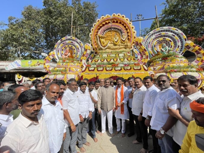 ವೈಕುಂಠ ಏಕಾದಶಿ 2023; ಬಂಗಾರ ತಿರುಪತಿ ದೇವಾಲಯಕ್ಕೆ ಮುನಿಸ್ವಾಮಿ ಭೇಟಿ