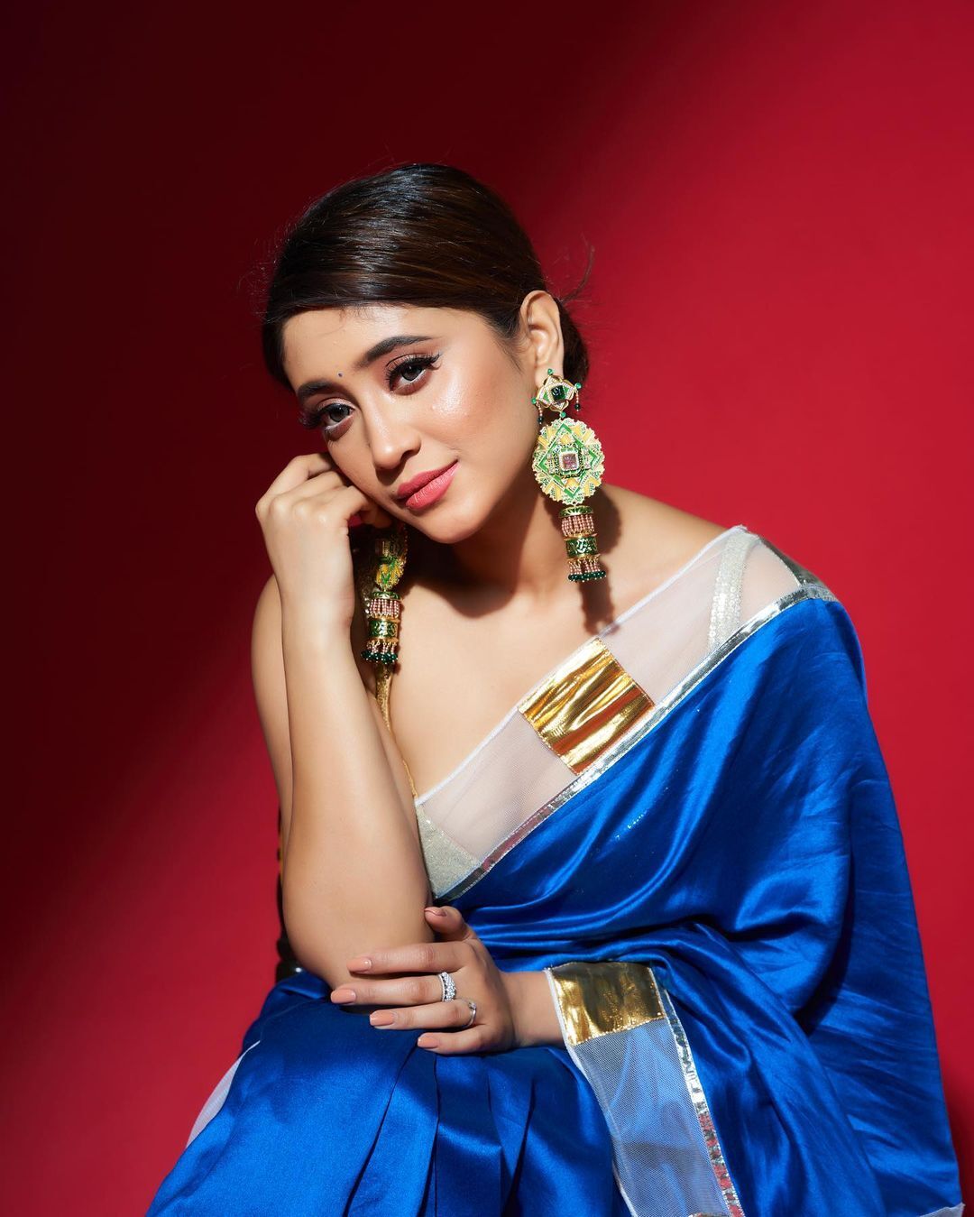 Shivangi Joshi: ये रिश्ता क्या कहलाता है की नायरा ने करवाया स्‍टनिंग फोटोशूट, देखें Photos