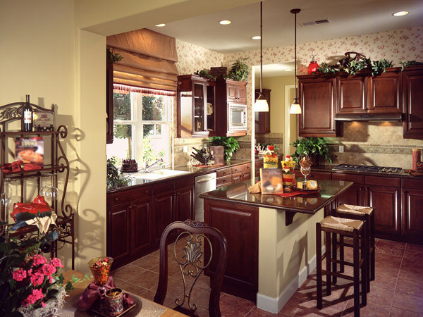 Vastu tips for kitchen: പൈപ്പിനടുത്ത് ഗ്യാസ് സ്റ്റൗവ് വെച്ചാല്‍ വീട്ടില്‍ വഴക്ക്; അടുക്കളയിലാണ് കാര്യമെന്ന് വാസ്തു
