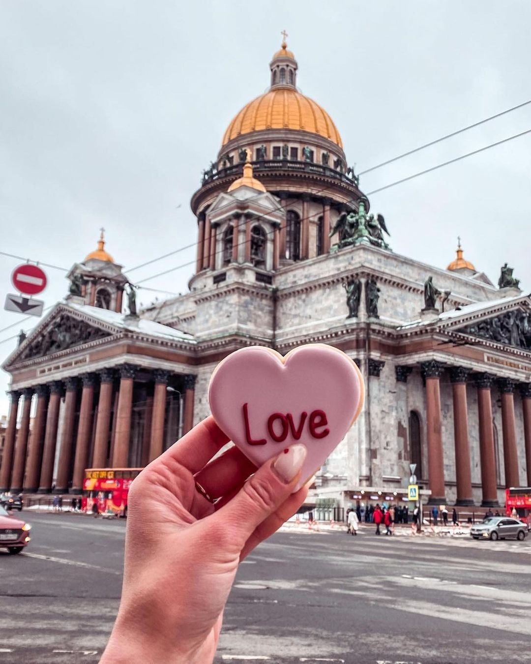 സൂര്യന്‍ ഇവിടെ അസ്തമിക്കുകയേ ഇല്ല, യാത്രയ്ക്കാണെങ്കില്‍ റെഡിയായിക്കോളൂ