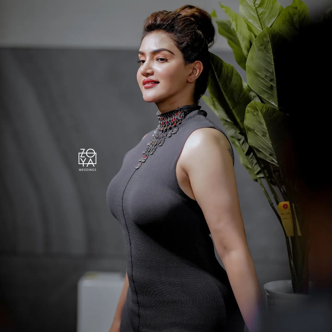 Honey Rose: ബോഡി കോണ്‍ ഗെറ്റപ്പില്‍ ഹോട്ടായി ഹണി റോസ്; ഇത് പൊളി ലുക്കെന്ന് സോഷ്യല്‍ മീഡിയ!