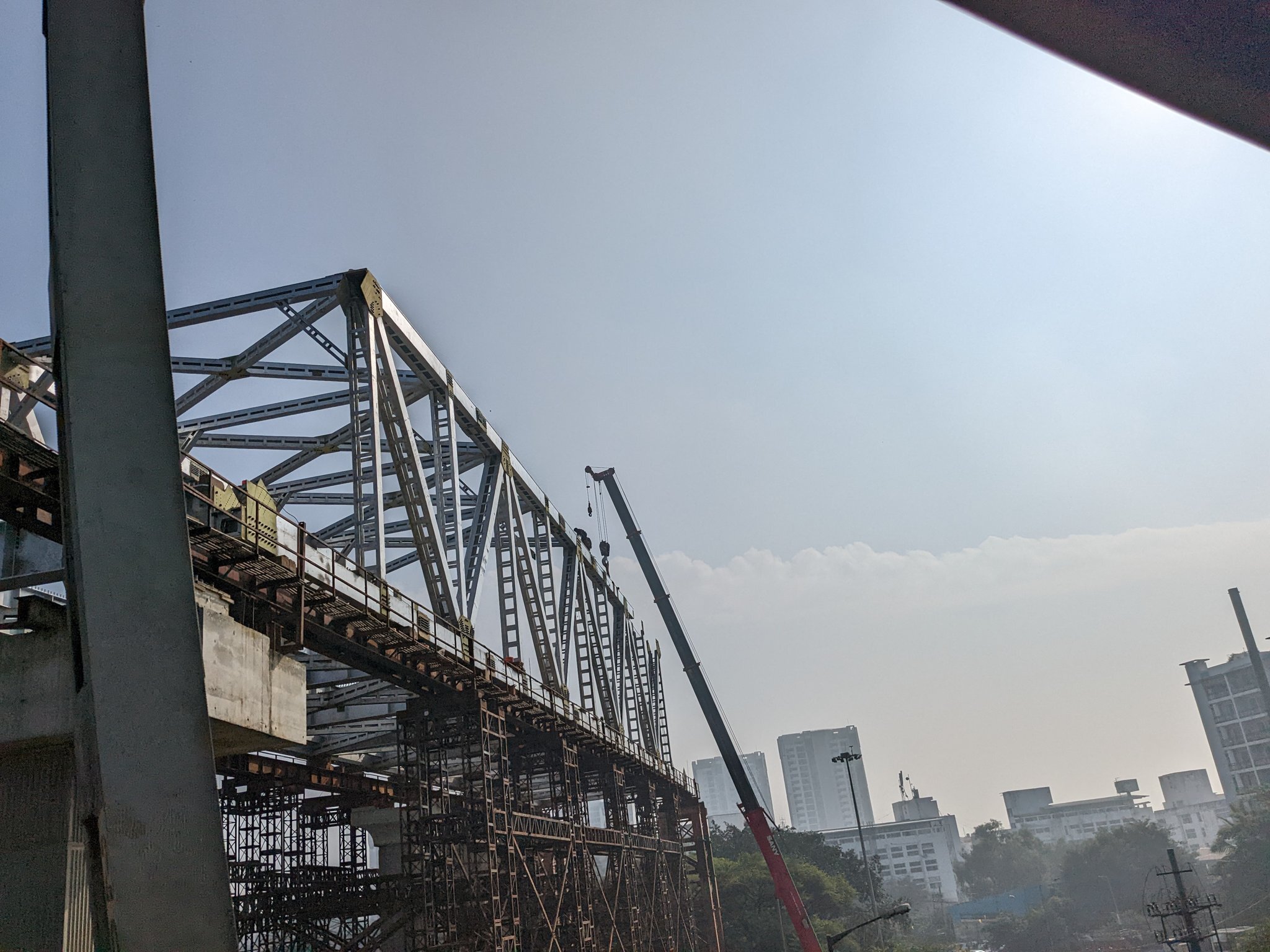 ಬೆನ್ನಿಗಾನಹಳ್ಳಿ ಮೆಟ್ರೋ ನಿಲ್ದಾಣದಲ್ಲಿ ಏನು ನಡೆಯುತ್ತಿದೆ ಗೊತ್ತೇ? ಫೋಟೊ ನೋಡಿ 