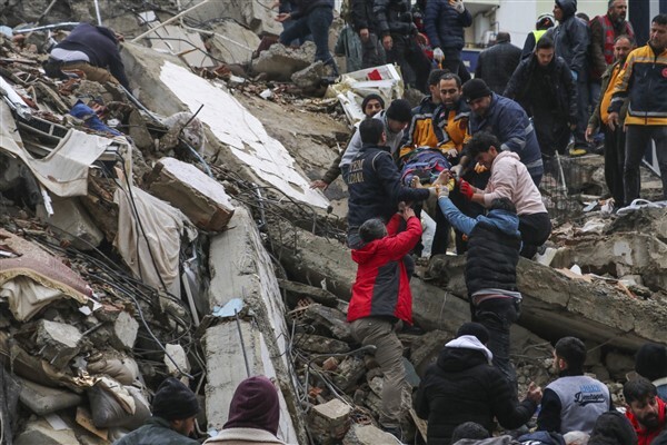 Heart-Wrenching Visuals From Earthquake Affected Turkey; As Death Toll Crosses 4.300