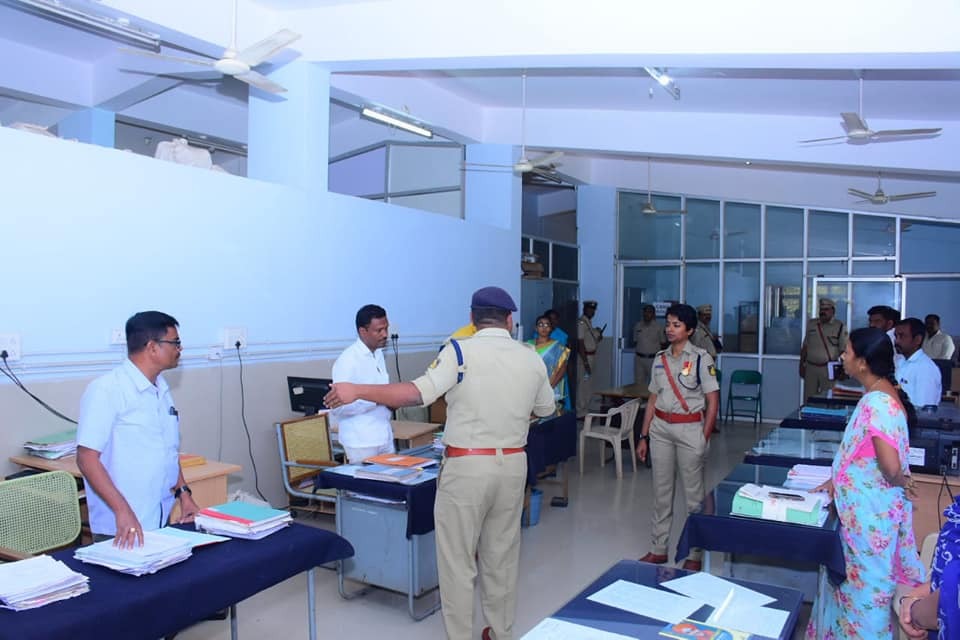 ಕೊಪ್ಪಳ ಜಿಲ್ಲೆಯ ನೂತನ ಎಸ್ಪಿಯಾಗಿ ಅಧಿಕಾರ ವಹಿಸಿಕೊಂಡ ಯಶೋಧಾ ವಂಟಗೋಡಿ