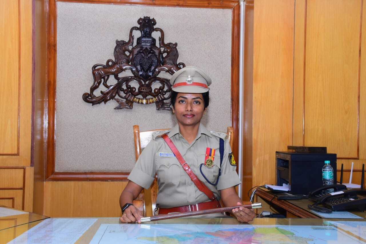 ಕೊಪ್ಪಳ ಜಿಲ್ಲೆಯ ನೂತನ ಎಸ್ಪಿಯಾಗಿ ಅಧಿಕಾರ ವಹಿಸಿಕೊಂಡ ಯಶೋಧಾ ವಂಟಗೋಡಿ