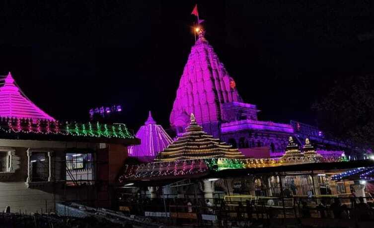 Mahashivratri से पहले जगमगाया Mahakal मंदिर, देखिए सुंदर सजावट 