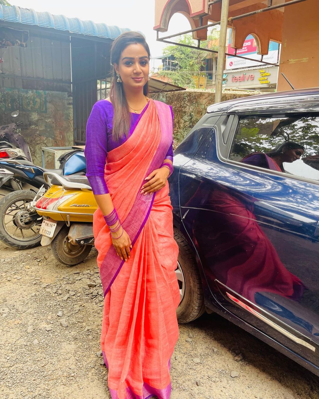 photos : பலூனுடன் விளையாடும் ராஜா ராணி சீரியல் 2 நடிகை.. அசத்தலான ரேண்டம் பிக்ஸ் இதோ!