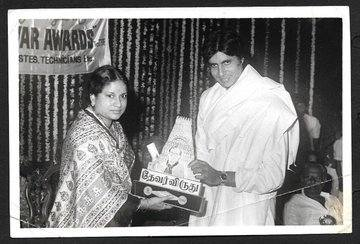 Vani Jayaram in Photos: ಮಧುರ ಕಂಠದ ಖ್ಯಾತ ಗಾಯಕಿ 'ವಾಣಿ ಜಯರಾಮ್‌' ಹೀಗಿದ್ದರು ನೋಡಿ 