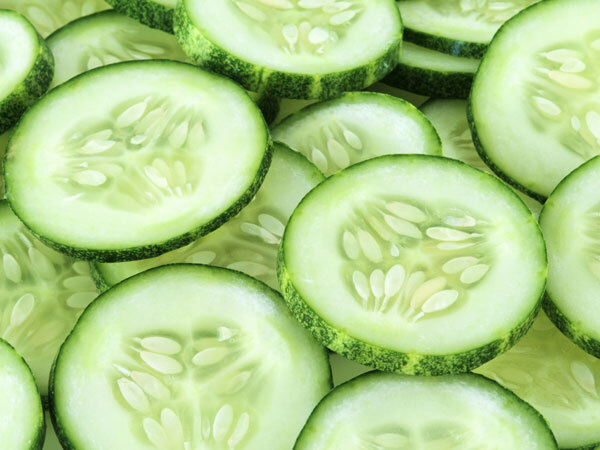 വേനലില്‍ നിന്നും മുഖത്തെ സംരക്ഷിക്കണ്ടേ: ഇതാ വീട്ടില്‍ തയ്യാറാക്കാവുന്ന 3 ഫേസ് മാസ്കുക്കള്‍