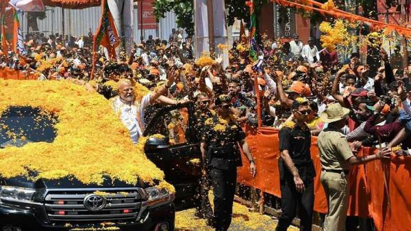 ಸಕ್ಕರೆ ನಾಡು ಮಂಡ್ಯದಲ್ಲಿ ನಮೋ ಹವಾ, ಫೋಟೋಗಳು ಇಲ್ಲಿವೆ ನೋಡಿ