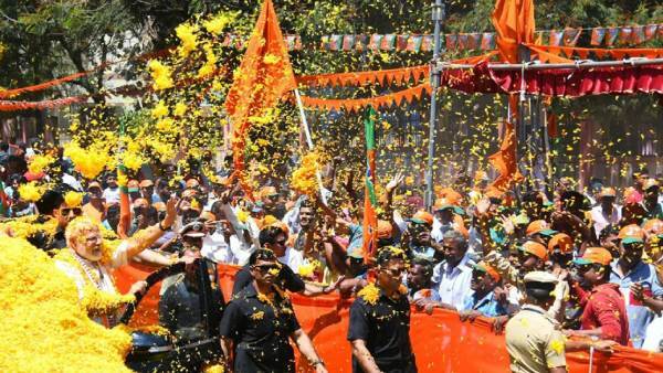 ಸಕ್ಕರೆ ನಾಡು ಮಂಡ್ಯದಲ್ಲಿ ನಮೋ ಹವಾ, ಫೋಟೋಗಳು ಇಲ್ಲಿವೆ ನೋಡಿ
