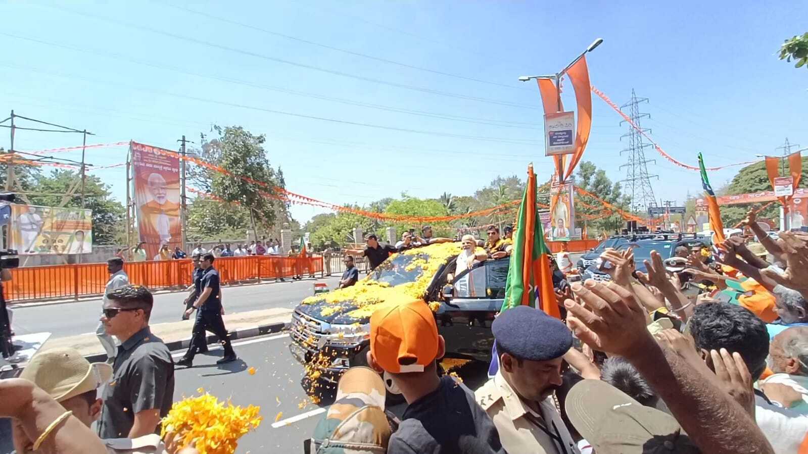 ಸಕ್ಕರೆ ನಾಡು ಮಂಡ್ಯದಲ್ಲಿ ನಮೋ ಹವಾ, ಫೋಟೋಗಳು ಇಲ್ಲಿವೆ ನೋಡಿ