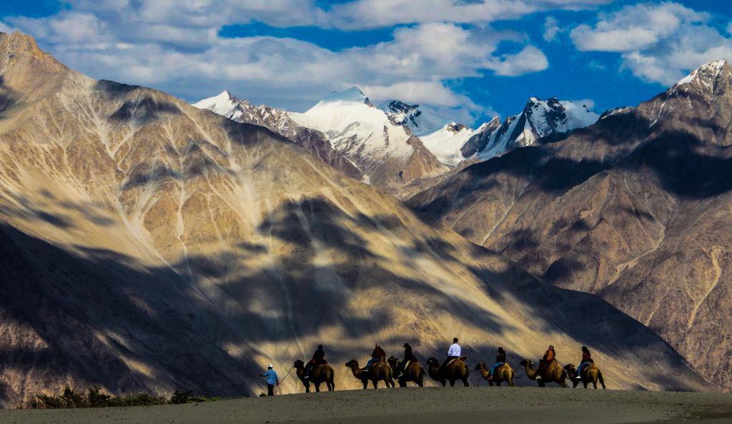 ഇവിടെ പോകണോ: എജ്ജാതി സ്ഥലങ്ങളാണ്, റിസ്‌കാണ് കാര്യങ്ങള്‍, എല്ലാം ഇന്ത്യയില്‍
