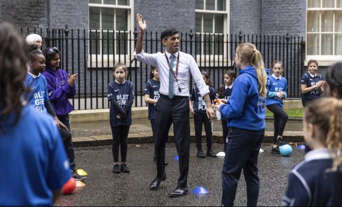 News in Photos (8 March 2023) | Photos of Top News Today - Oneindia Gallery