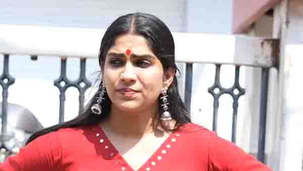 Attukal Pongala: ഇത്തവണയും ചിപ്പി തന്നെ ശ്രദ്ധാകേന്ദ്രം; പൊങ്കാലയര്‍പ്പിച്ച താരങ്ങളെ കണ്ടോ