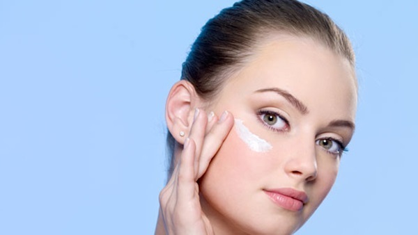 Beauty Tips: ചർമ്മത്തിന് ആരോ​ഗ്യം മാത്രമല്ല സൗന്ദര്യവും; ഇതാ ഈ ഭക്ഷണങ്ങൾ..