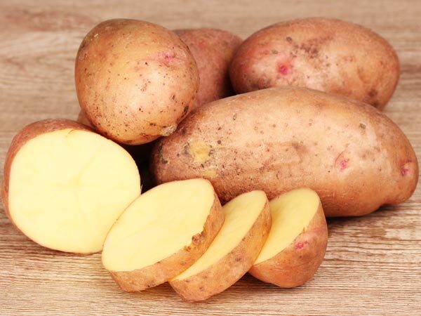 Beauty Tips with Potato: സൗന്ദര്യം കൂട്ടാന്‍ ഉരുളക്കിഴങ്ങോ..? കള്ളമല്ല, സത്യമാണ്