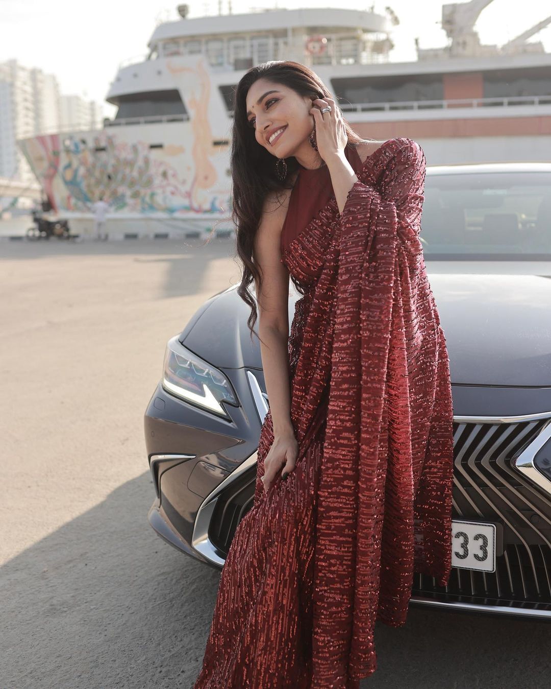 Rithu Manthra: ബോസ് ലേഡി ഇൻ ടൌൺ... സാരിയിൽ പൊളി ലുക്കുമായി ഋതു മന്ത്ര; ഇൻസ്റ്റയിൽ തരംഗമായി പുത്തൻ ഫോട്ടോഷൂട്ട്