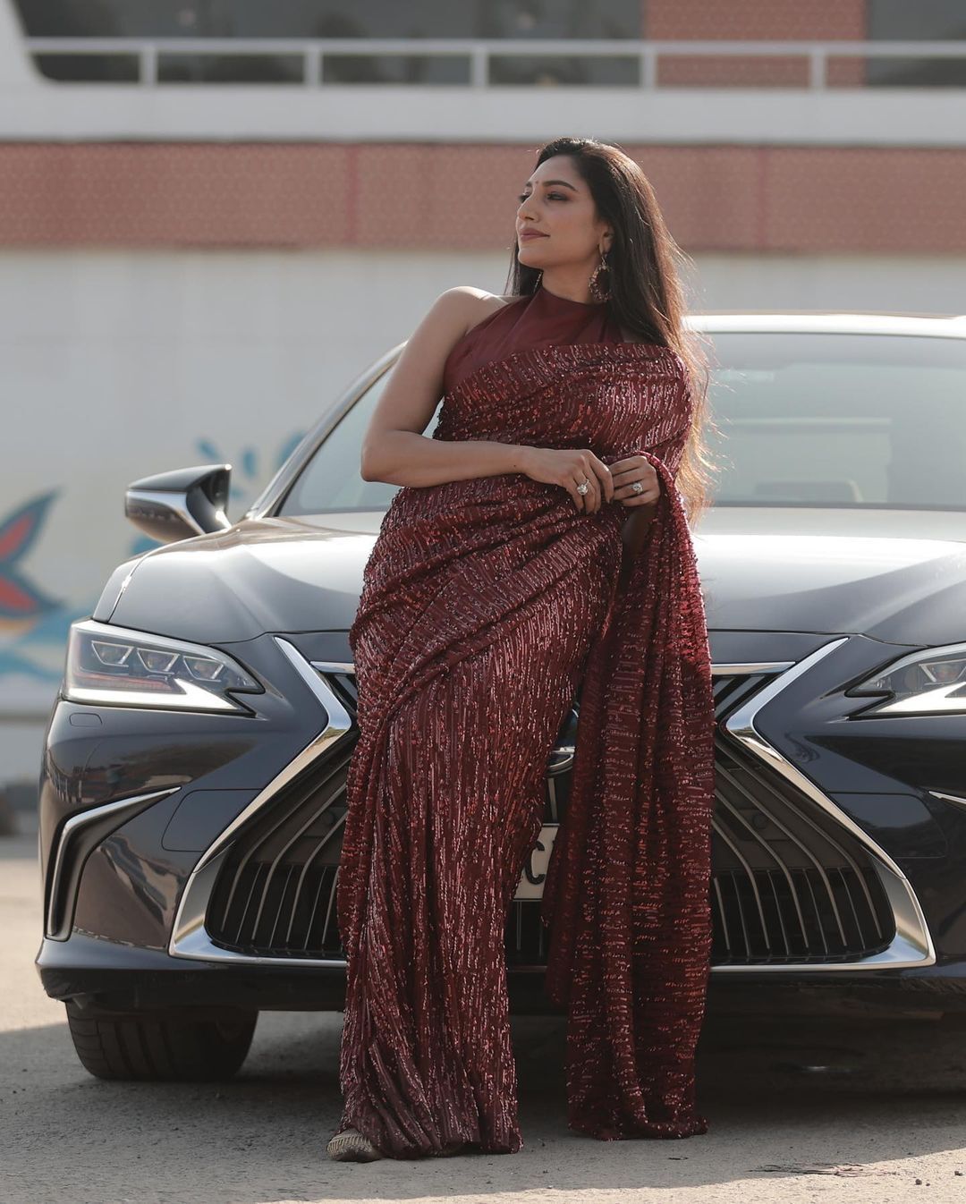 Rithu Manthra: ബോസ് ലേഡി ഇൻ ടൌൺ... സാരിയിൽ പൊളി ലുക്കുമായി ഋതു മന്ത്ര; ഇൻസ്റ്റയിൽ തരംഗമായി പുത്തൻ ഫോട്ടോഷൂട്ട്