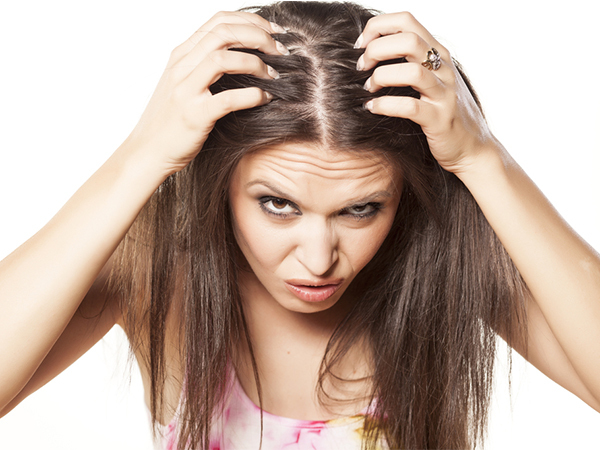  Dandruff -താരനെ തുരത്താൻ ചെറുനാരങ്ങാ ബെസ്റ്റാ..പക്ഷേ ഇങ്ങനെ ഉപയോഗിക്കാം