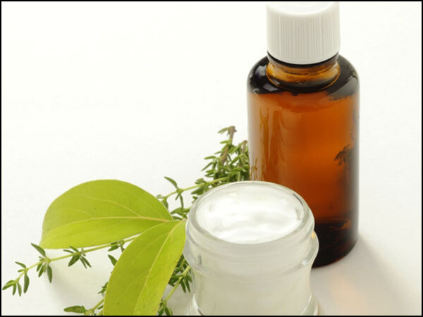 Hair Care: പല എണ്ണകള്‍ തേച്ചു, എന്നിട്ടും മുടികൊഴിച്ചില്‍ നില്‍ക്കുന്നില്ലേ: ഈ കാച്ചിയ എണ്ണ ആ പരാതി തീർക്കും