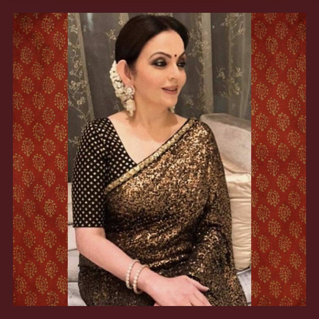 Nita Ambani's Makeup Artist: नीता अंबानी इस बड़े आर्टिस्ट से कराती हैं  मेकअप, चार्ज सुनकर उड़ जाएंगे होश 