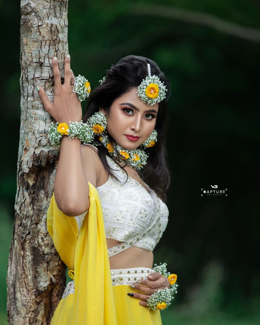 photos : ட்ரான்ஸ்பரண்ட் சேலையில் தெறிக்கவிடும் அழகு.. விஜய் டிவி சீரியல் நடிகையின் ஸ்டன்னிங் போட்டோஸ்!