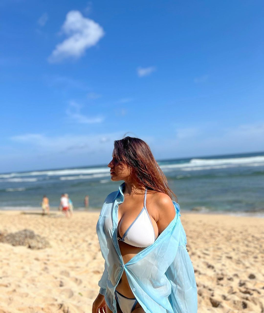 photos : புலித்தோல் உடையில் ஏங்கவைக்கும் சிம்ரன் கவுர்.. அசத்தல் ஸ்டில்ஸ் இதோ!