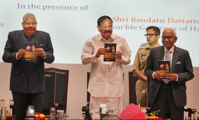 News in Photos (19 March 2023) | Photos of Top News Today - Oneindia Gallery