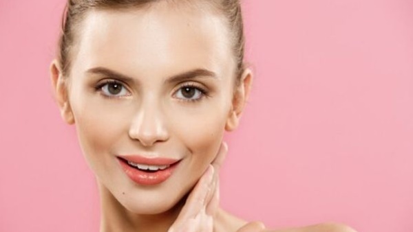 Skin Care: പ്രായത്തെ പിടിച്ചുകെട്ടാം.....എന്നും മധുരപ്പതിനാറിൽ നിൽക്കാം