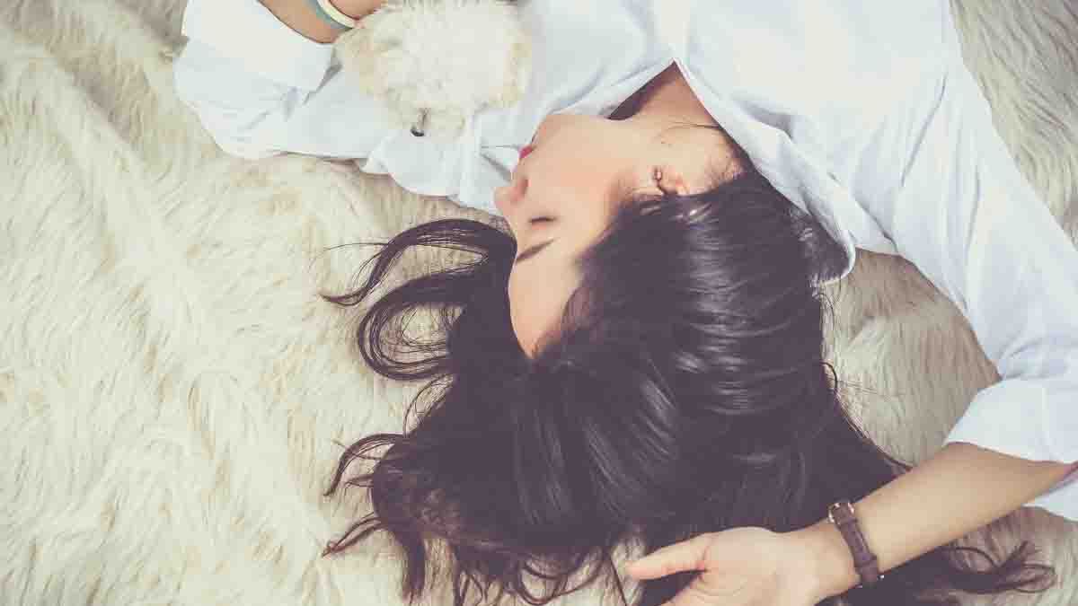 Sleep Tips: എല്ലാ ഉറക്കവും ഒരുപോലെയല്ല... നിങ്ങള്‍ ഉറങ്ങുന്നത് ഇങ്ങനെയാണോ..?