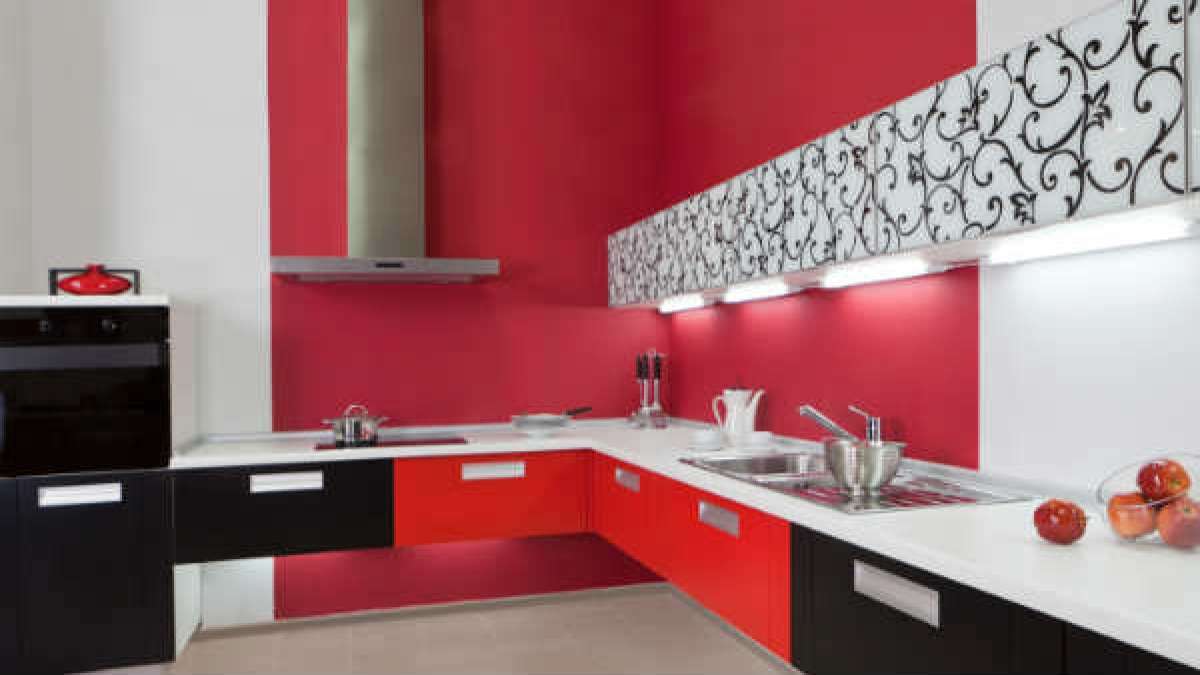 Vastu Tips: സൂര്യന്‍ അസ്തമിച്ചതിന് ശേഷം ഇക്കാര്യങ്ങള്‍ ചെയ്യാനേ പാടില്ല, ചെയ്താല്‍... 