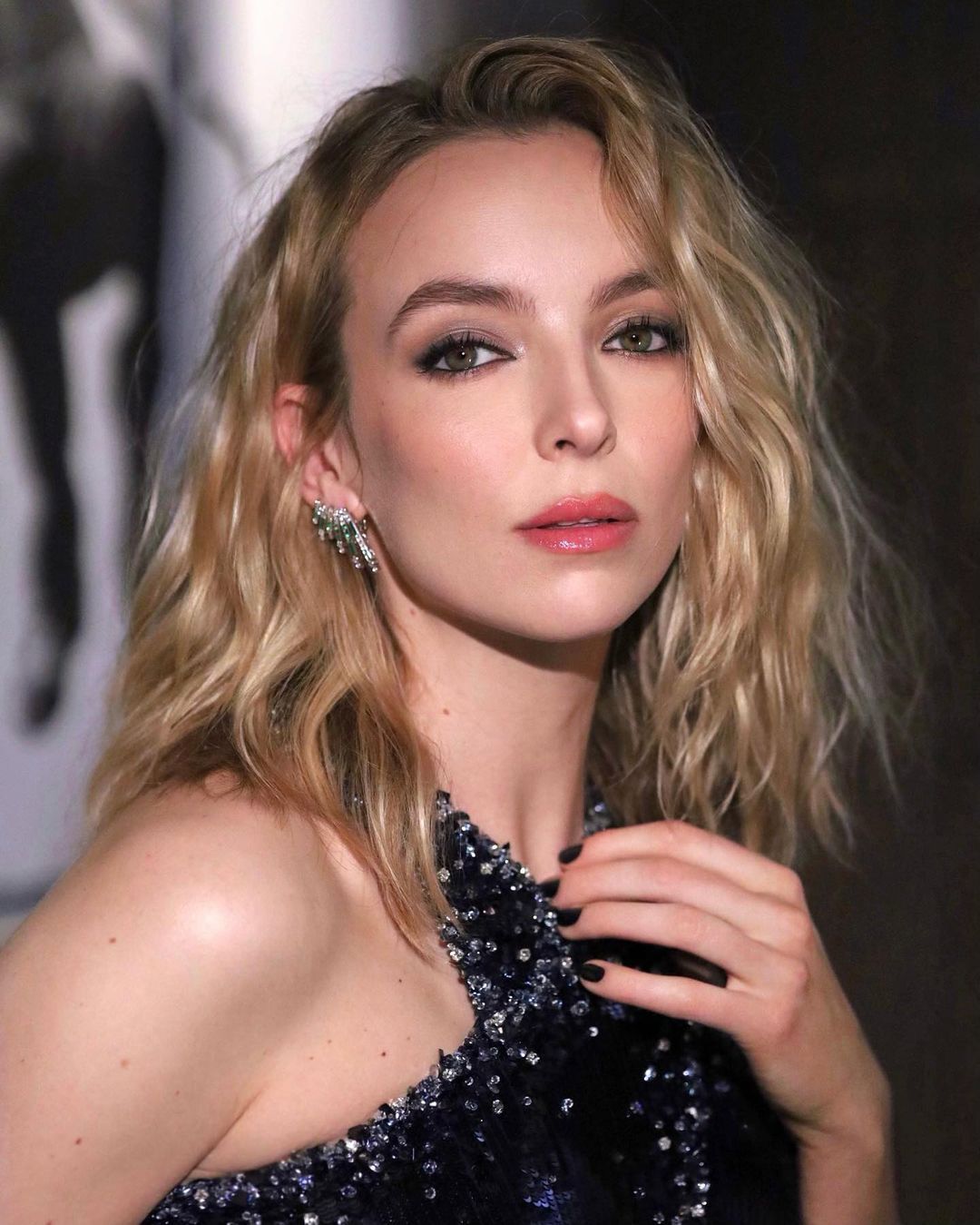 जिसकी खूबसूरती देखते ही फिदा हो जाएंगे आप, जानिए कौन हैं  दुनिया की सबसे खूबसूरत एक्ट्रेस  jodie comer