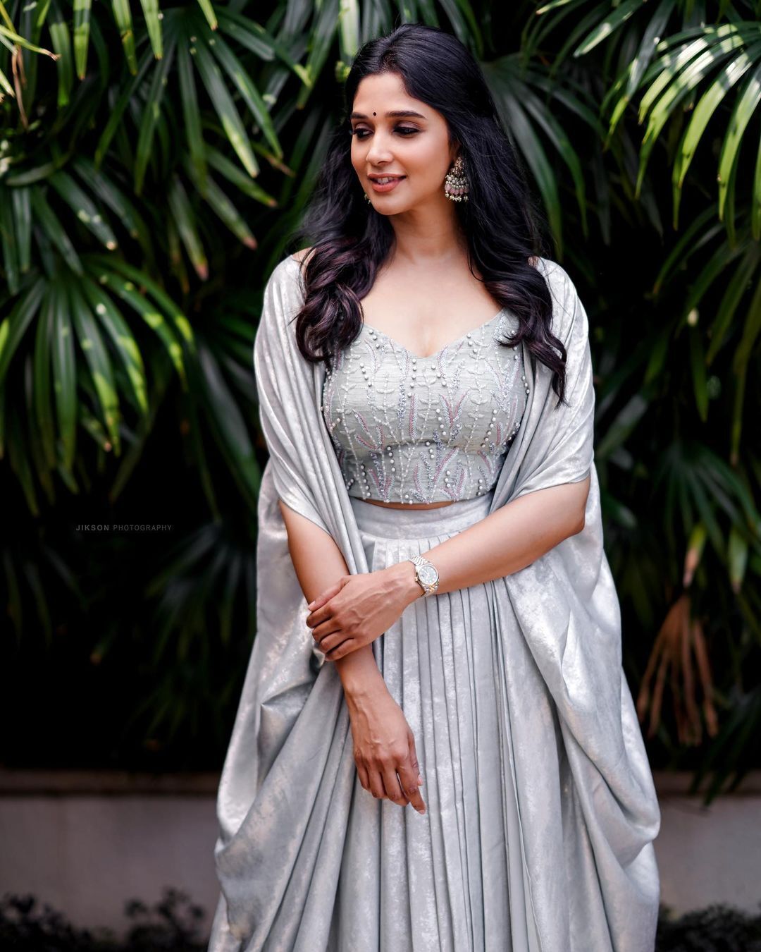 Nyla Usha: പൊളി ലുക്കിൽ നൈല ഉഷ... 'ആന്റണി' ലോഞ്ച് ഇവന്റിൽ തിളങ്ങി മോളിവുഡ് സുന്ദരി, ചിത്രങ്ങൾ കാണാം