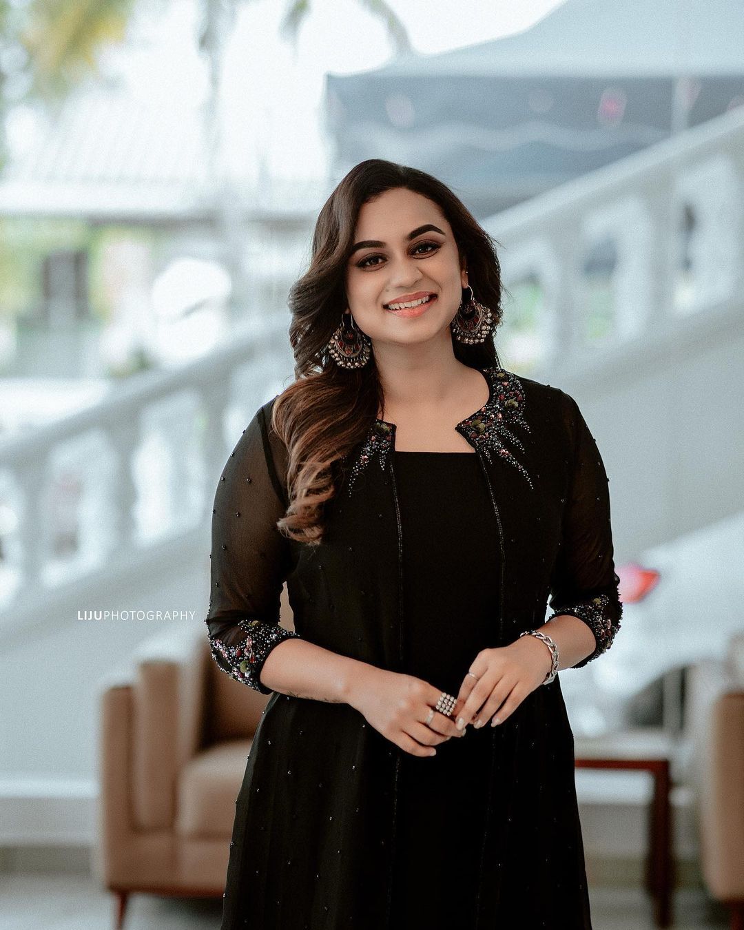 Lakshmi Nakshathra: ചട്ടയും മുണ്ടിലും കൊച്ചുത്രേസ്യാ കൊച്ചായി ലക്ഷ്മി നക്ഷത്ര; മിനിസ്ക്രീൻ സുന്ദരിയുടെ ഈസ്റ്റർ ഫോട്ടോഷൂട്ട് വൈറൽ