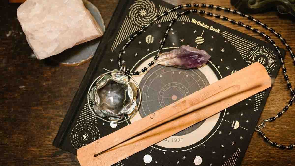 Astro Tips: ഇതാണോ നിങ്ങളുടെ രാശി..? എങ്കില്‍ എപ്പോഴും വണ്‍സൈഡ് ലൗ ആയിരിക്കും